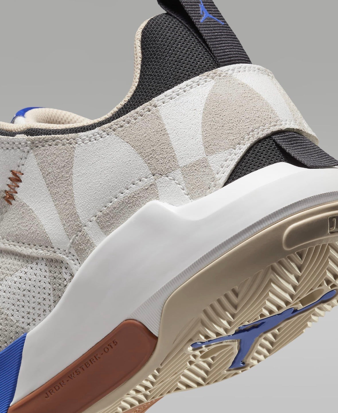 TÊNIS NIKE ONE TAKE 5 QUAI 54 SUMMIT HF0016-100