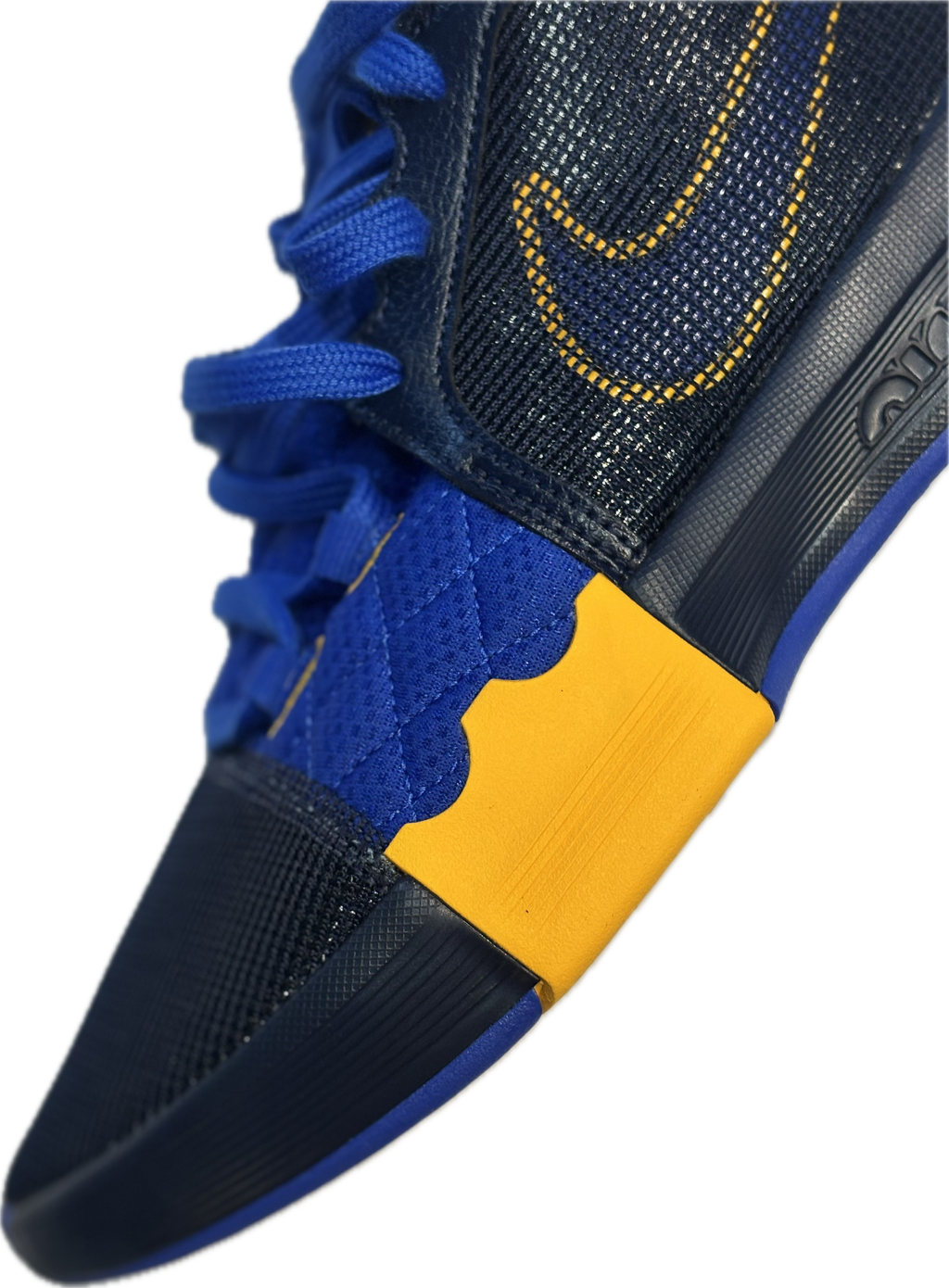 TÊNIS NIKE LEBRON WITNESS VIII FB2239-403